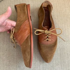 Rare Frye womens leather & suede oxford shoes 9.5